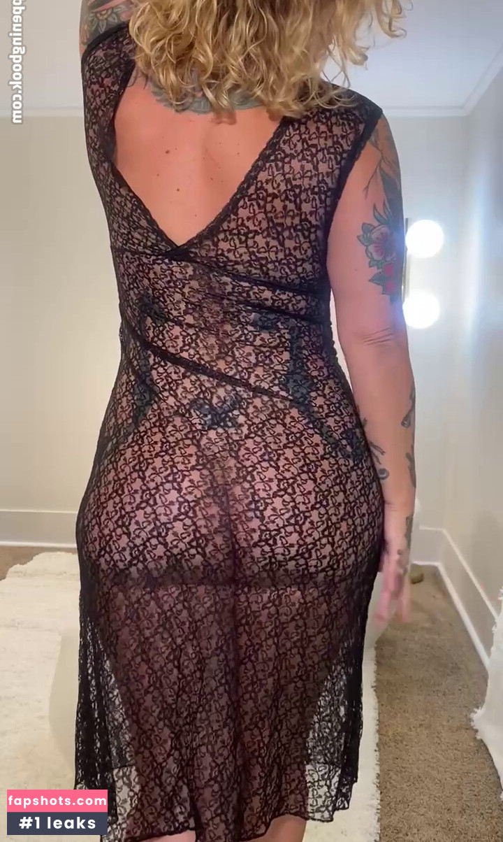 Danielle Colby gallery photo #10