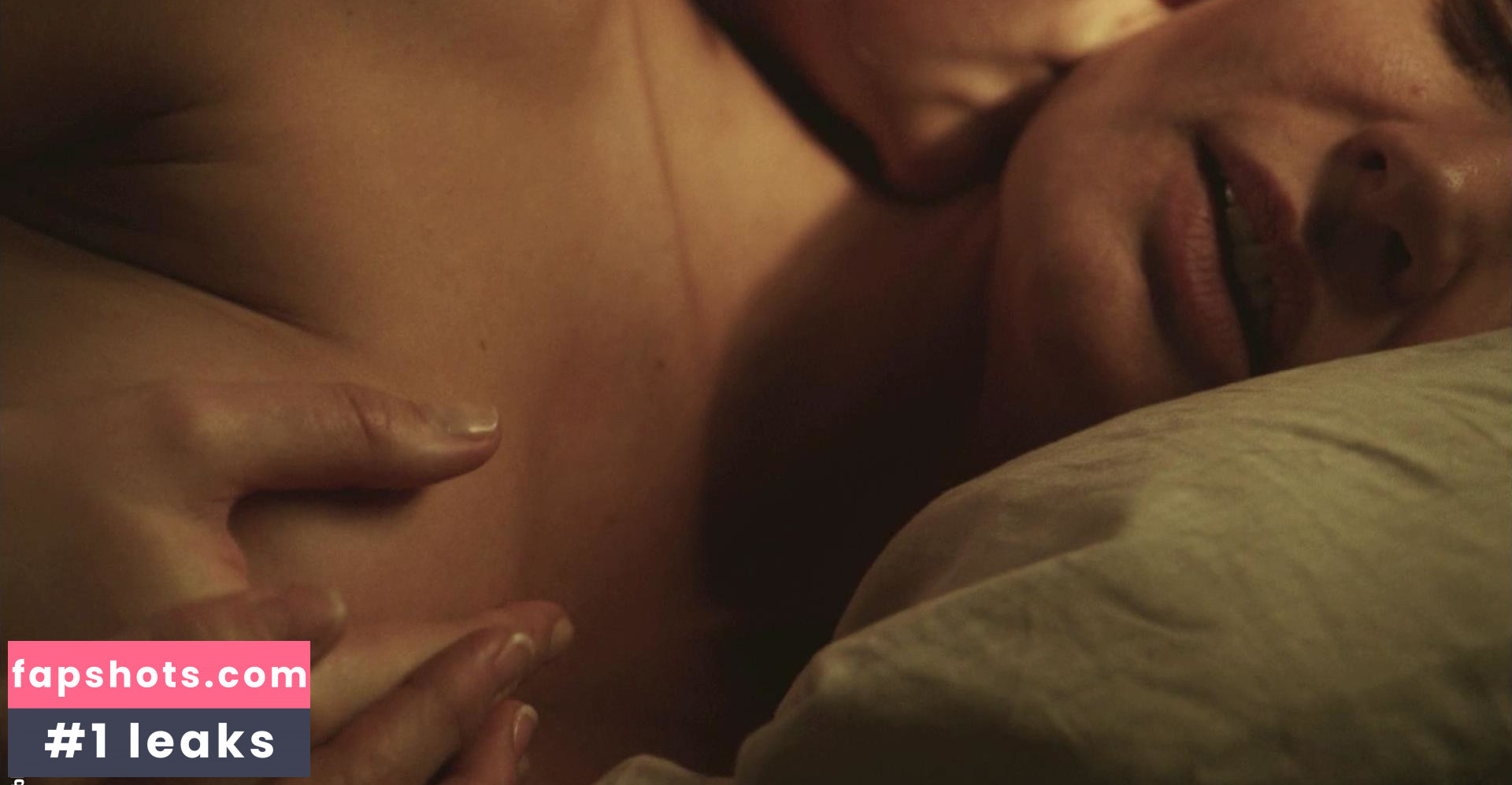 Danielle Cormack gallery photo #40