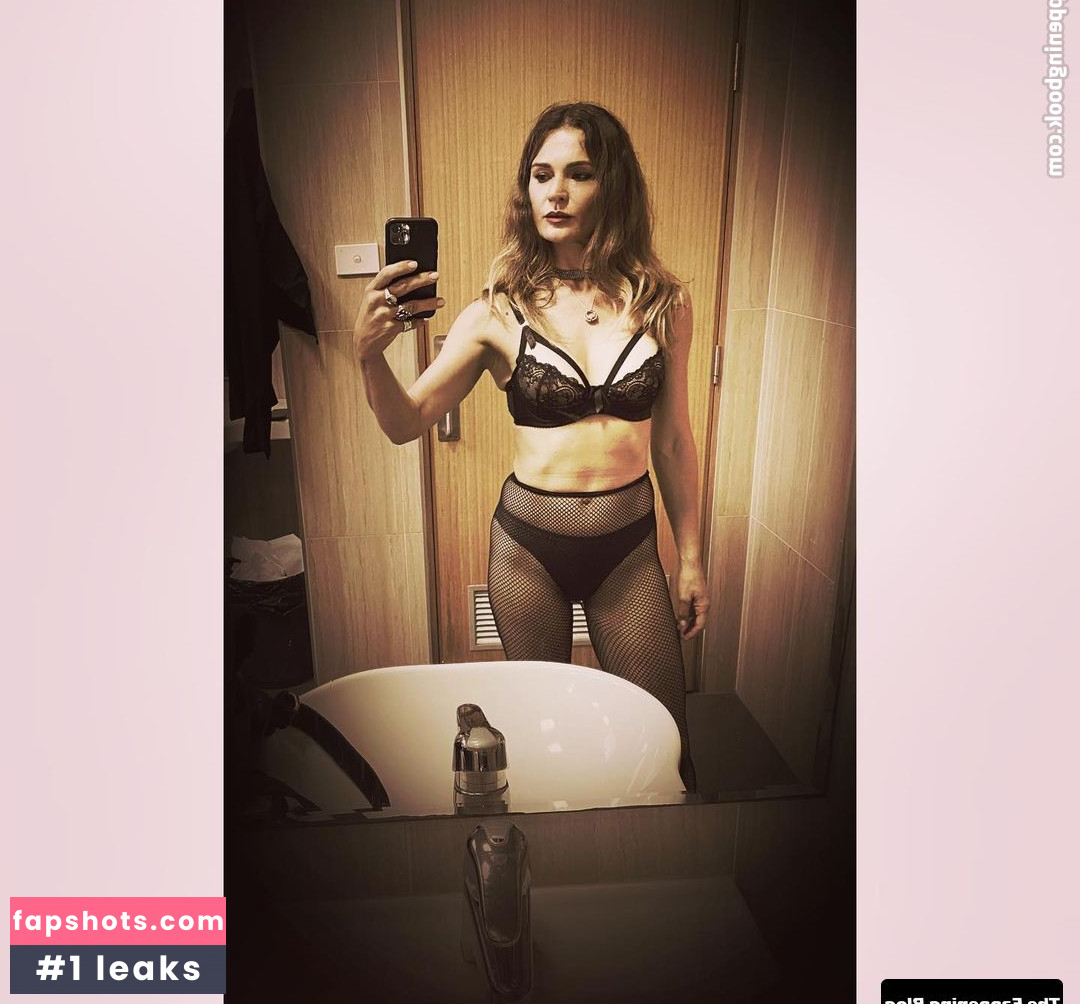 Danielle Cormack gallery photo #65