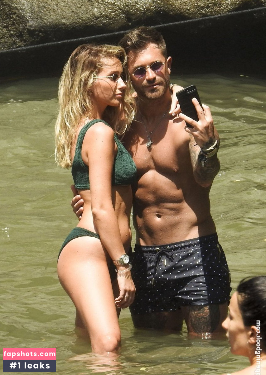 Danielle Fogarty gallery photo #11