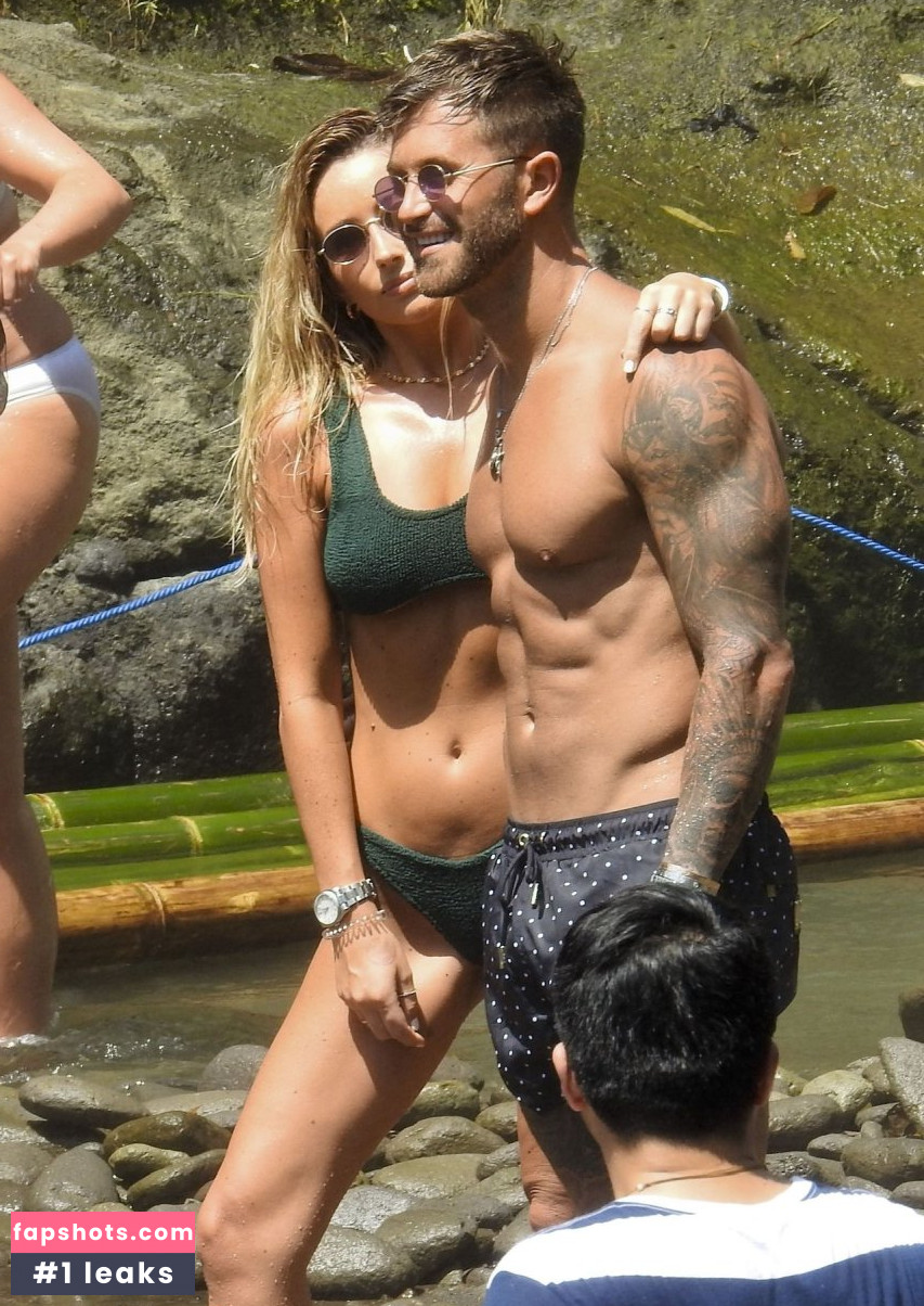 Danielle Fogarty gallery photo #4