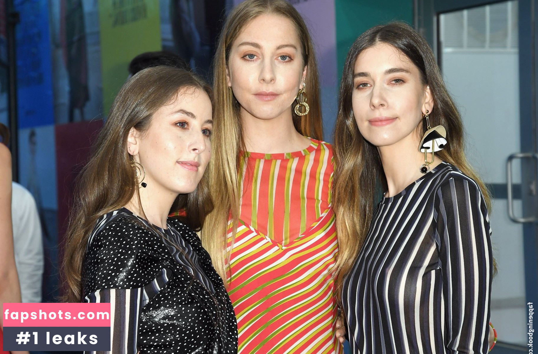 Danielle Haim gallery photo #33