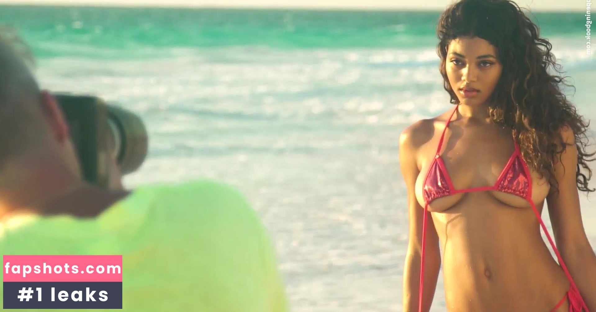 Danielle Herrington gallery photo #160