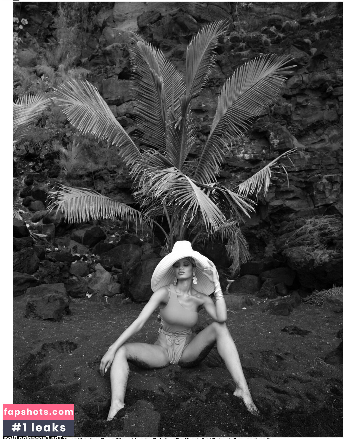 Danielle Herrington gallery photo #33