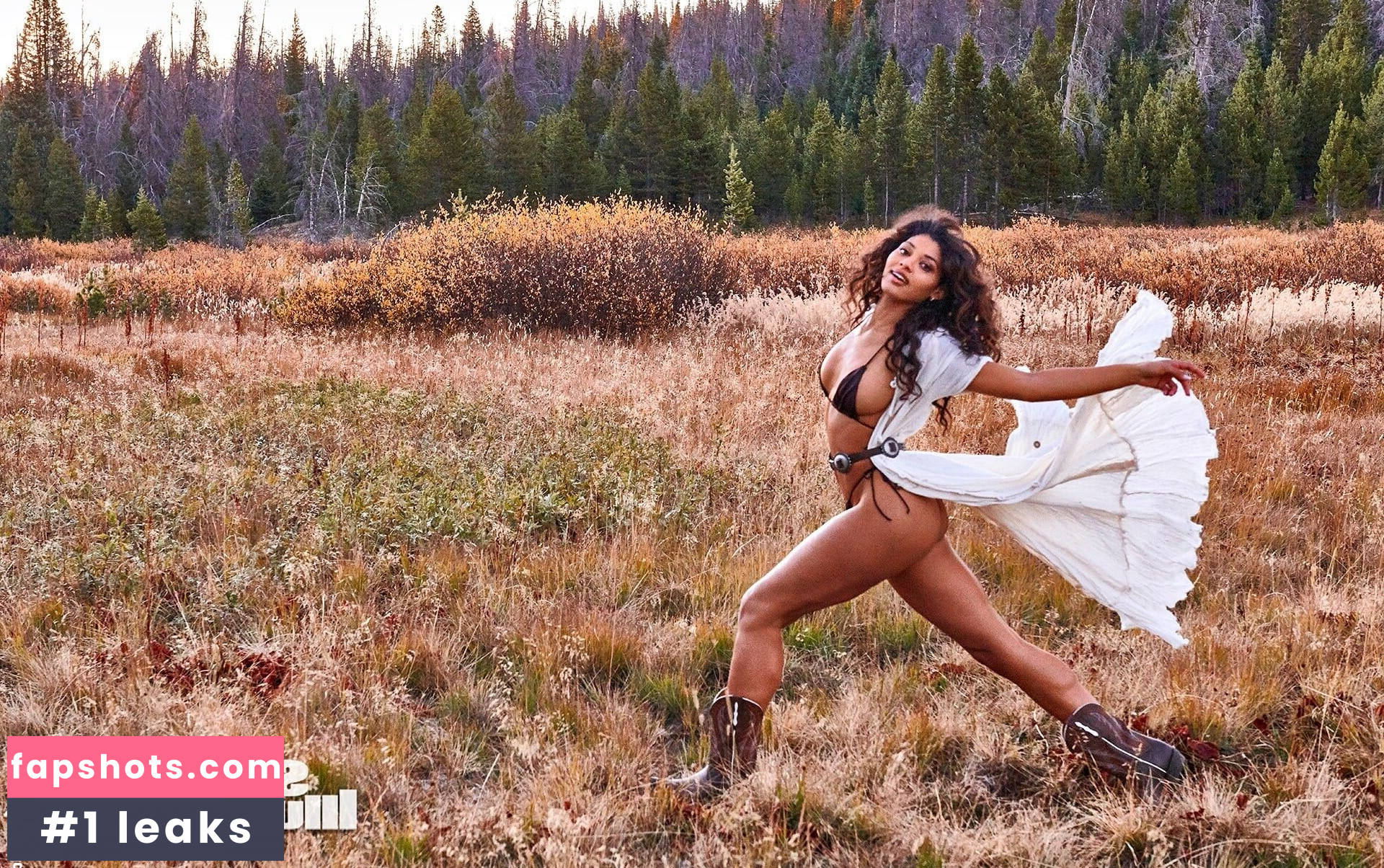 Danielle Herrington gallery photo #95