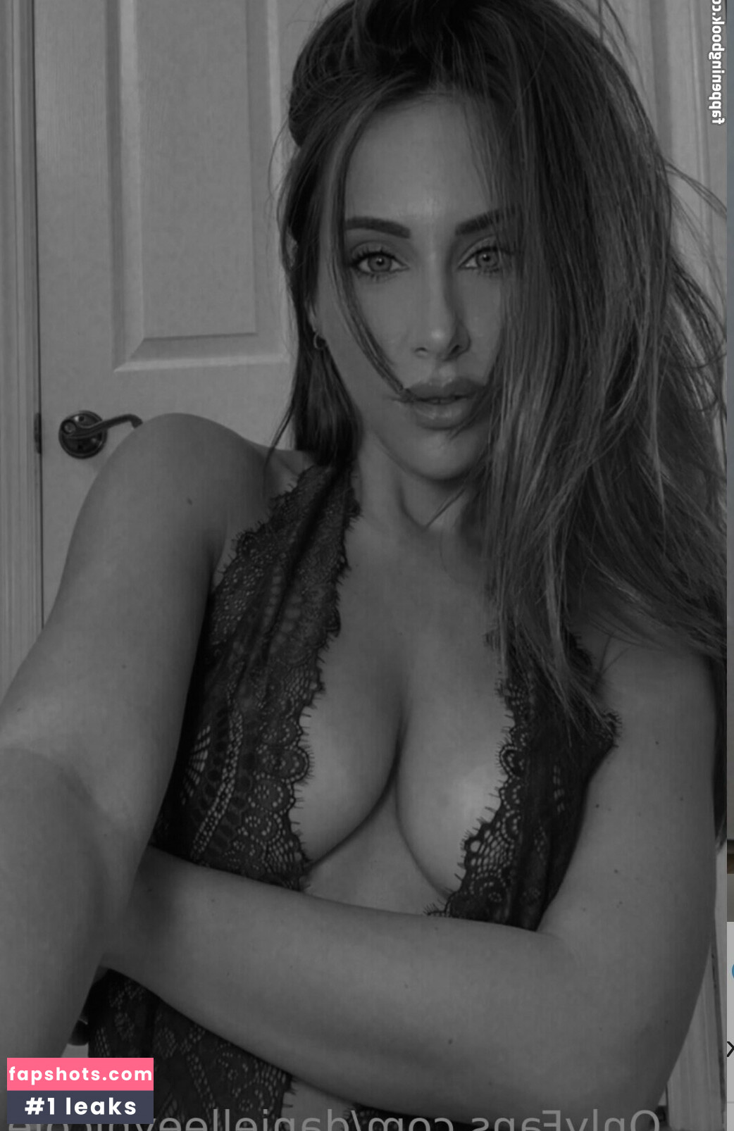 Danielle Inzano gallery photo #14