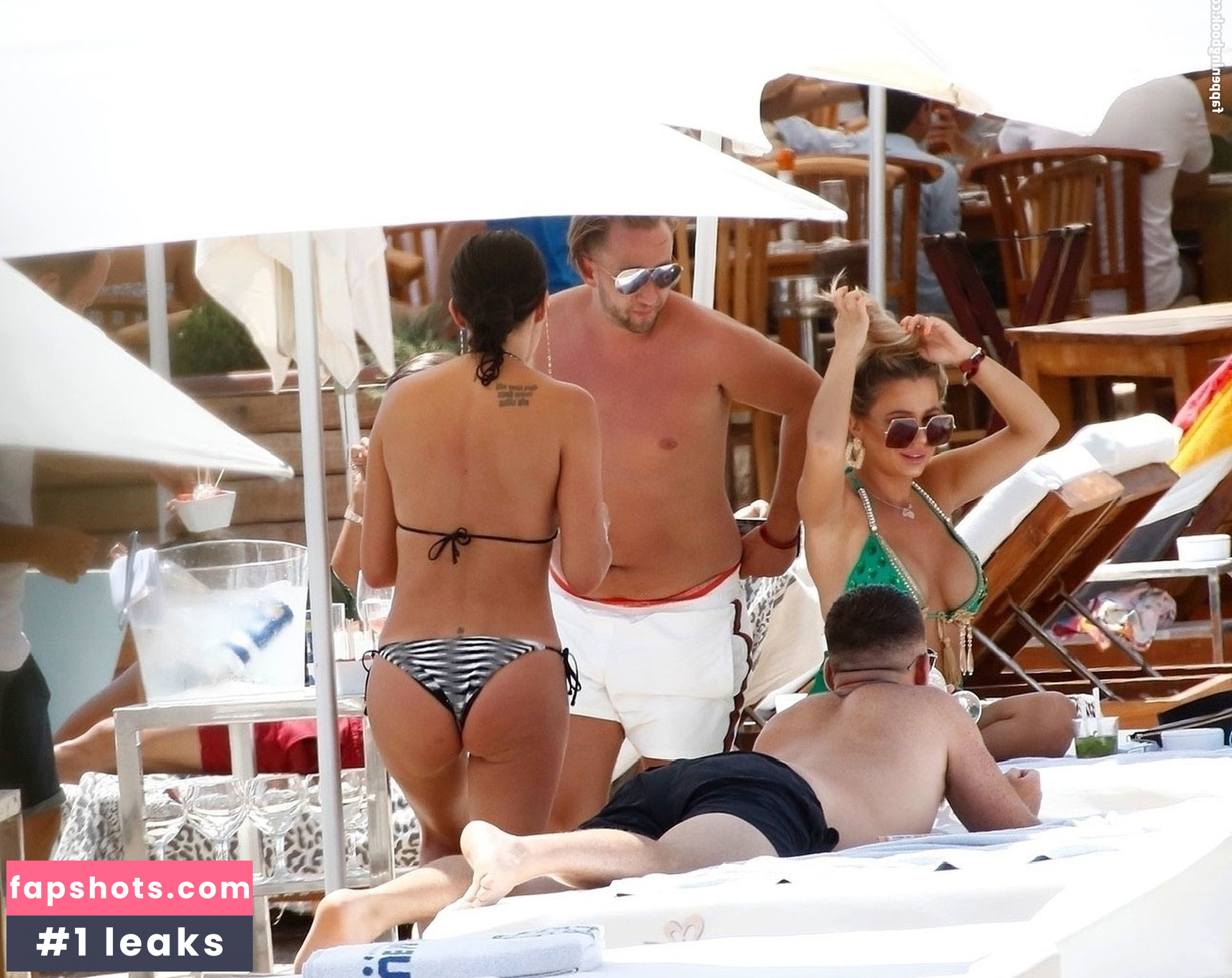 Danielle Lloyd gallery photo #267