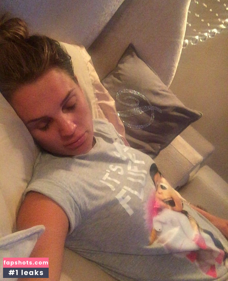 Danielle Lloyd gallery photo #544