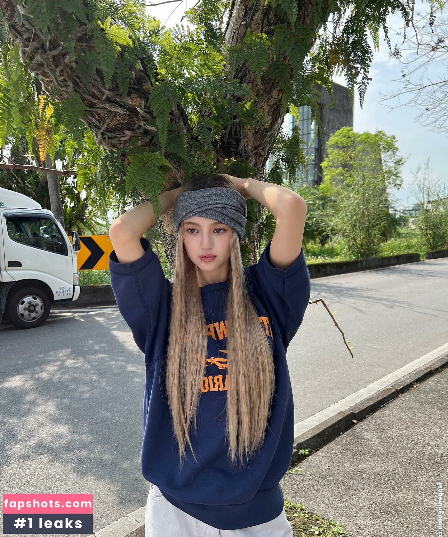 Danielle Marsh gallery photo #57