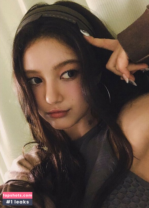 Danielle Marsh gallery photo #75