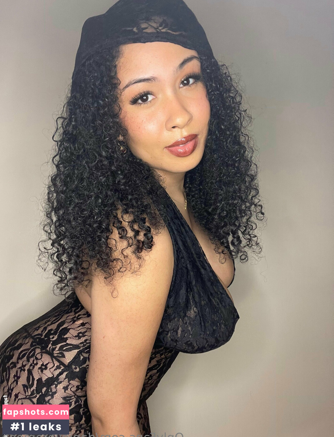 Danielle Ramona gallery photo #11