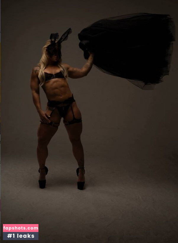 Danielle Speegle gallery photo #4