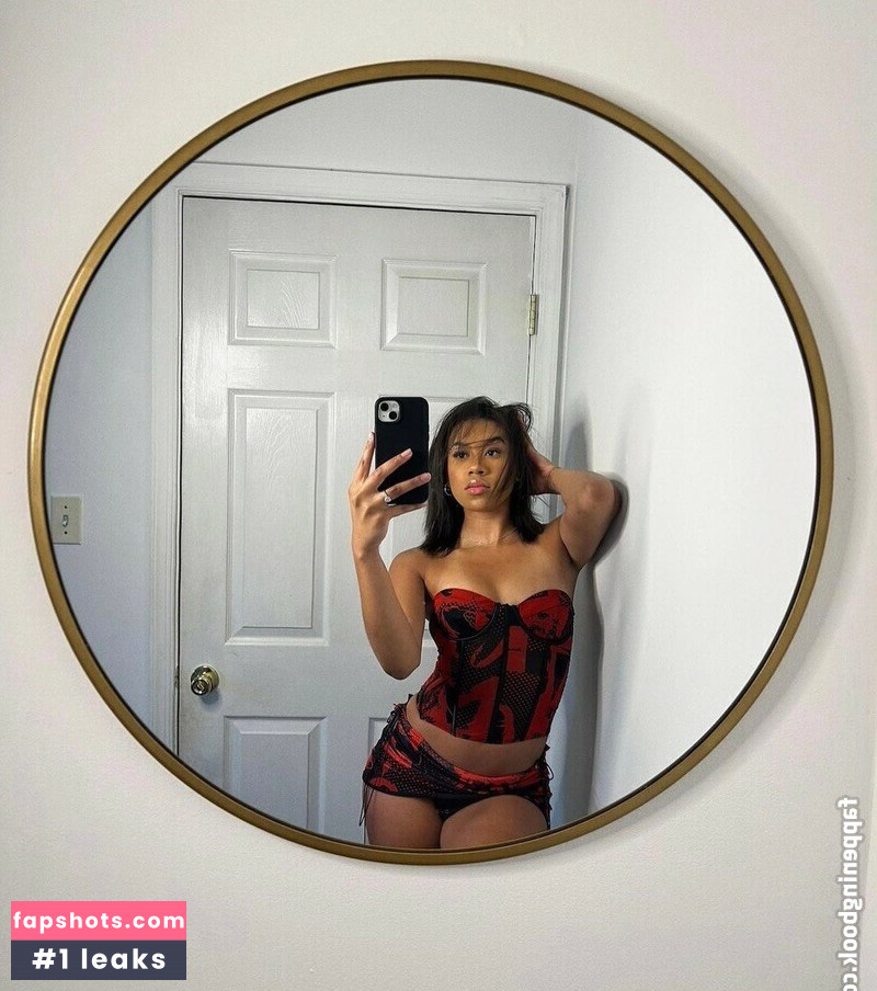 Danielle Sylvester gallery photo #2