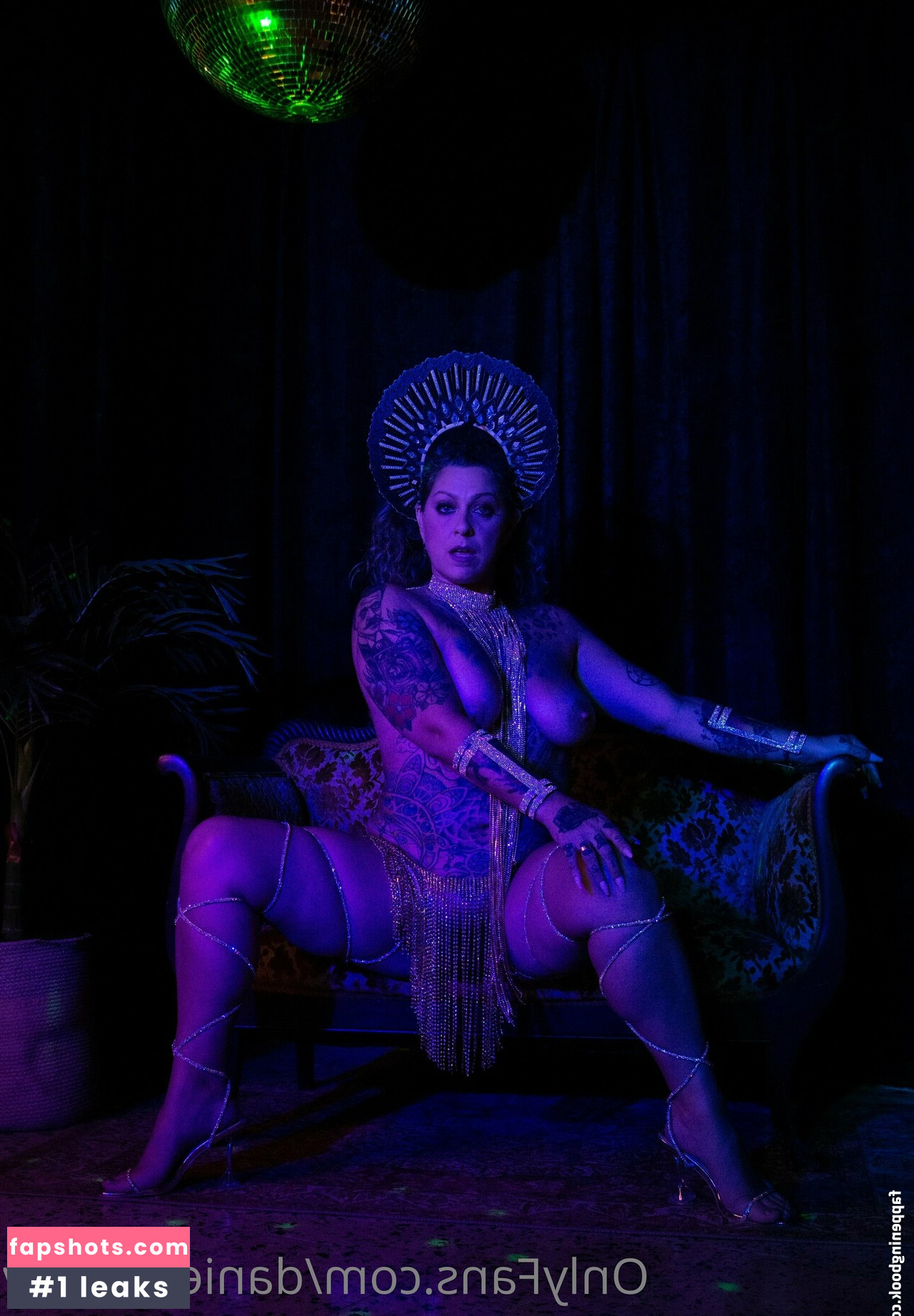 daniellecolby gallery photo #42