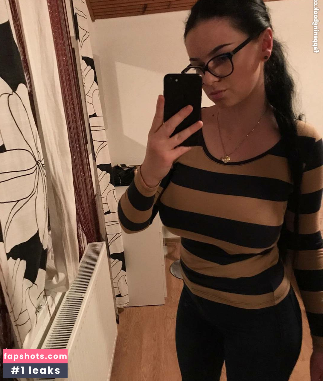 Danijela Cavara gallery photo #10