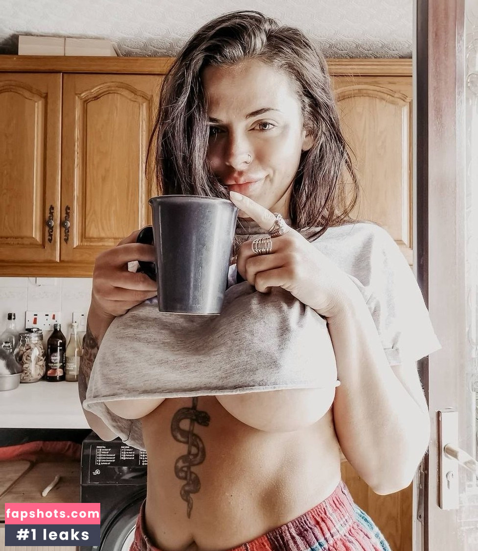 Danilovex nude babe gallery