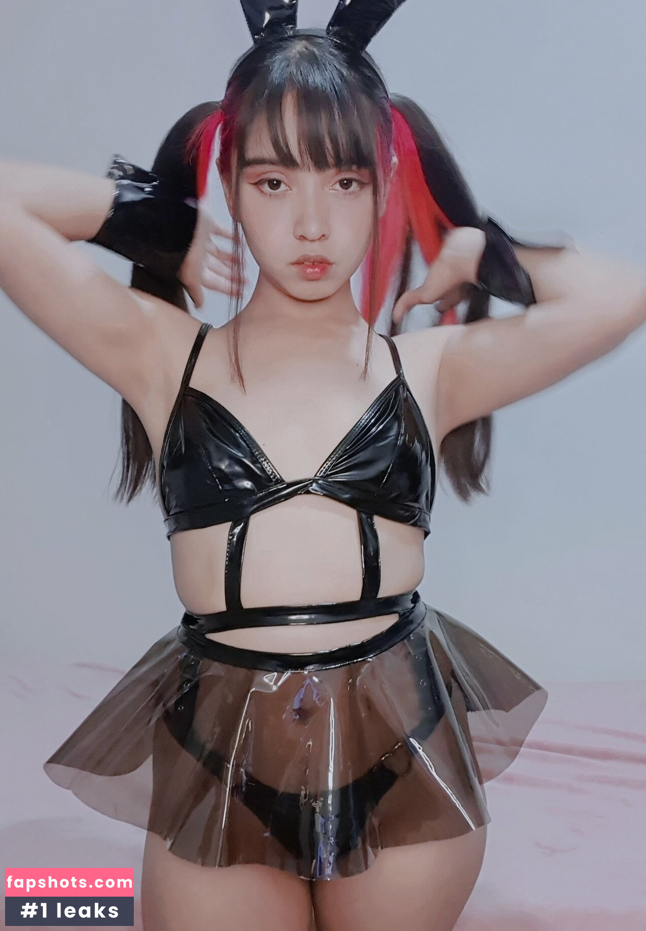 DaniMiau gallery photo #4