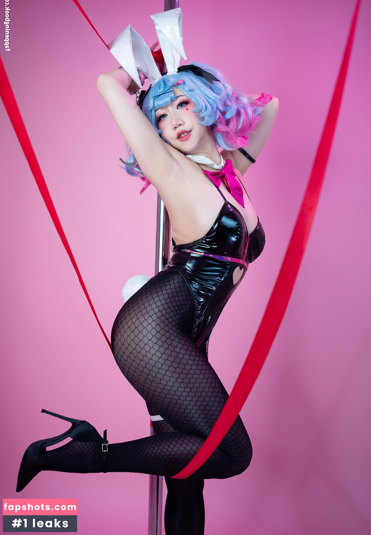 Danisaurz gallery photo #5