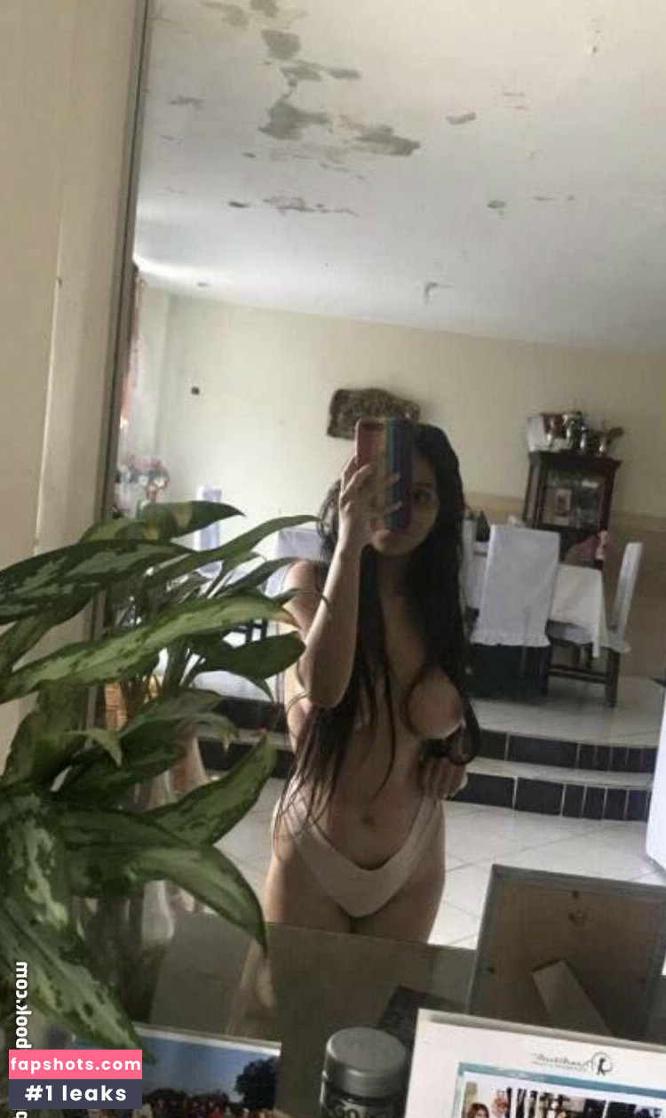 Danna Soledispa gallery photo #21