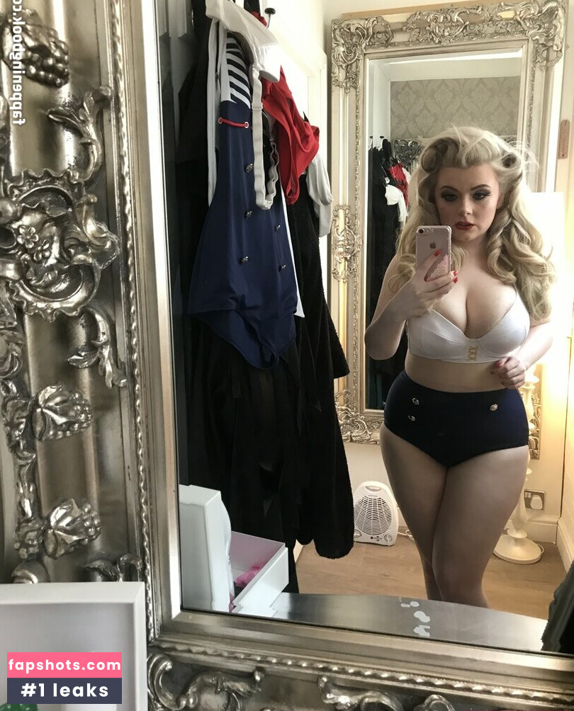 Danni gallery photo #28