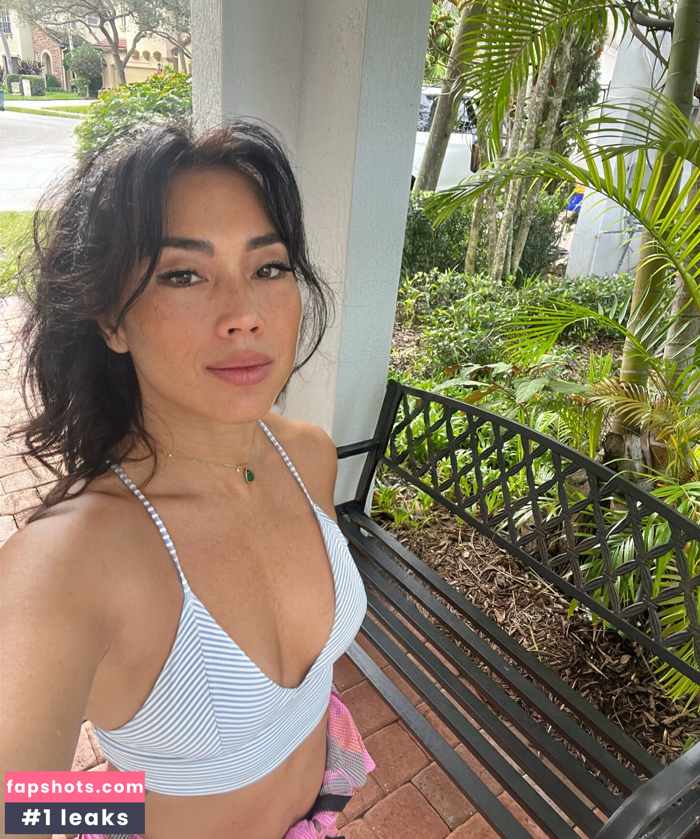 Danni Suzuki gallery photo #58