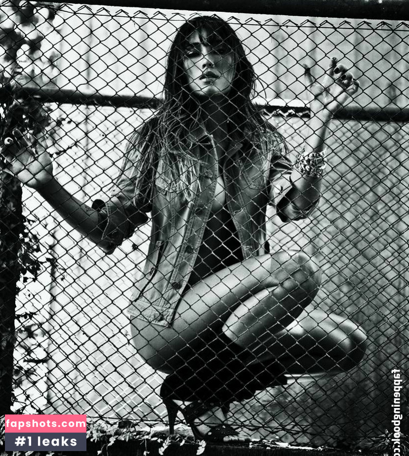 Danni Suzuki gallery photo #78