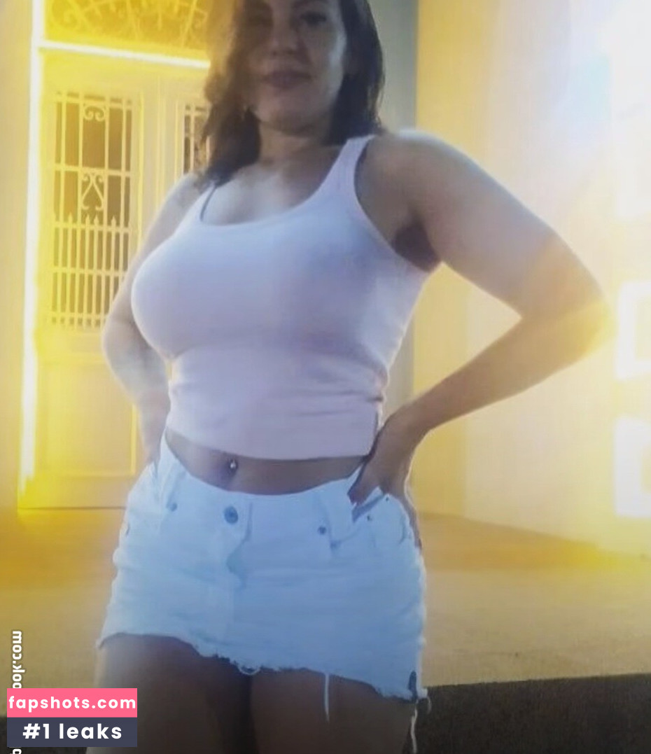 Danny Khaleesi nude babe gallery