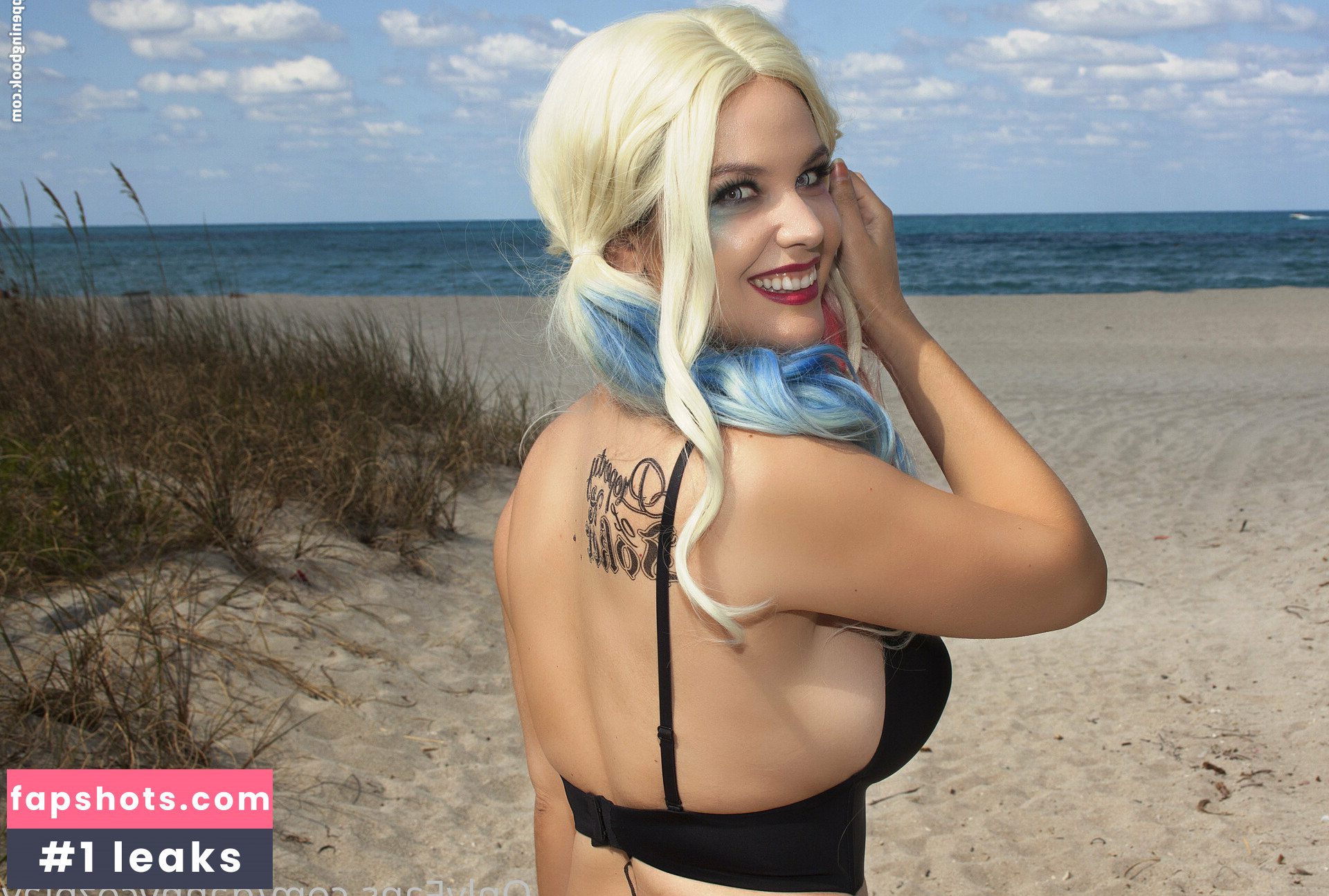 DannyCozplay gallery photo #27