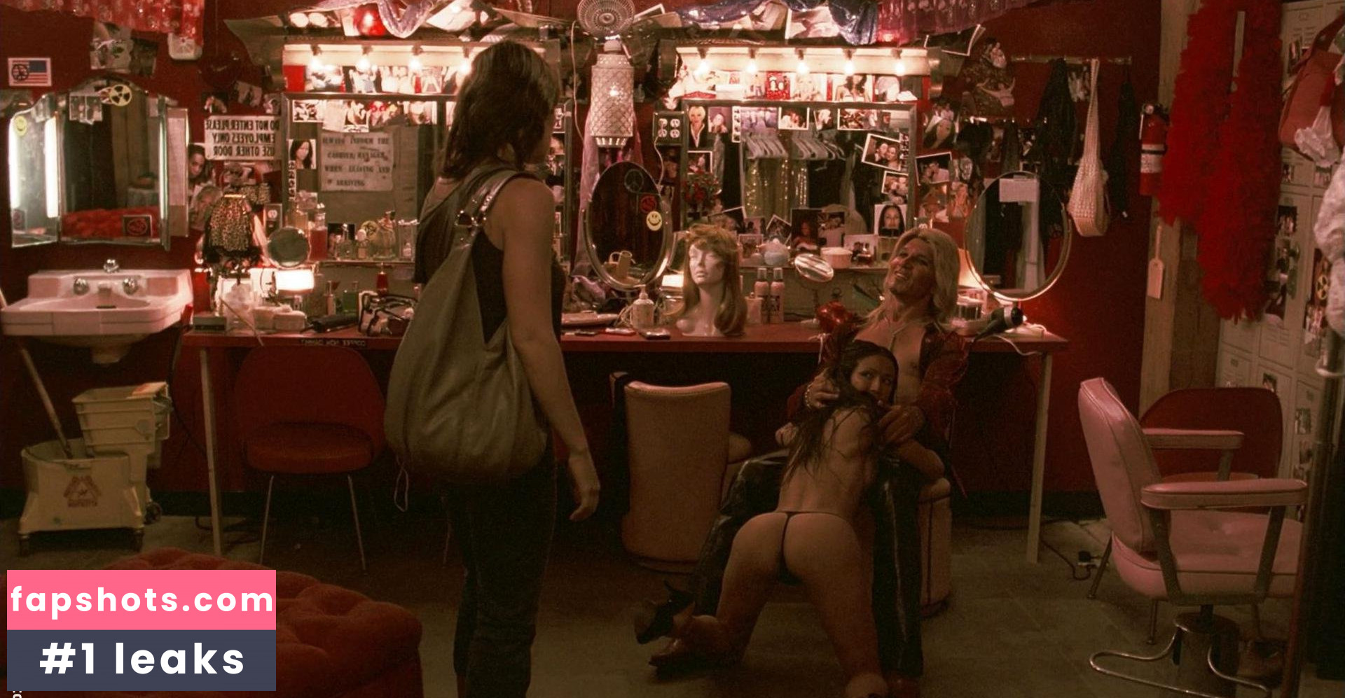 Danvy Pham Filtración Desnuda OnlyFans Foto #3 - Fapshots