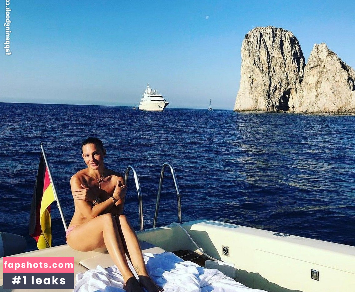 Dany Michalski gallery photo #34