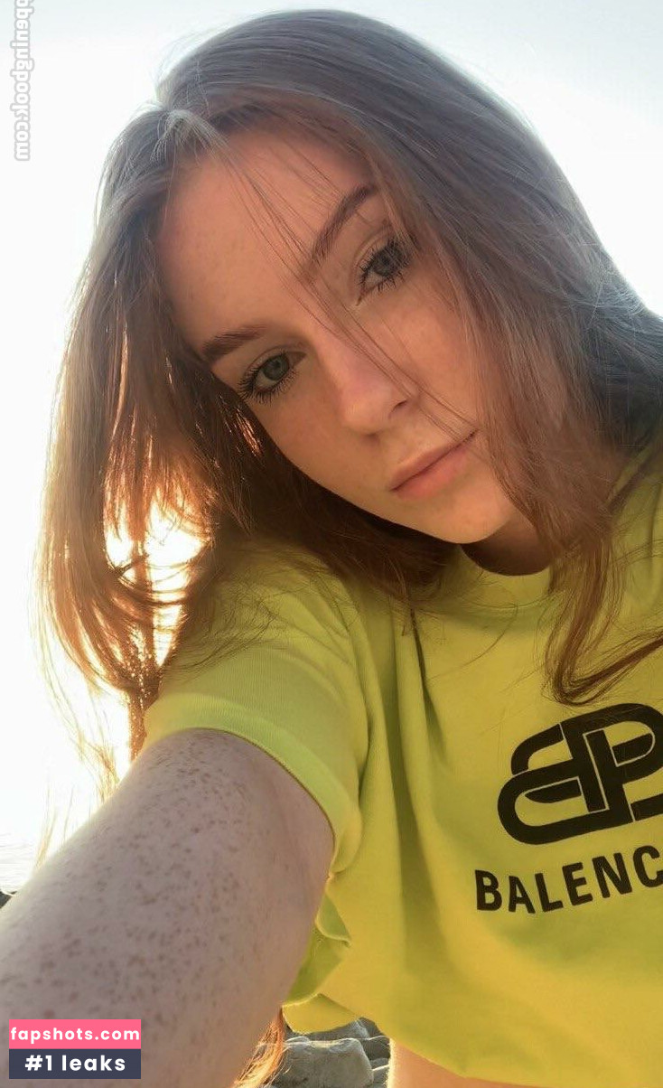 DanyaDaddy nude babe gallery