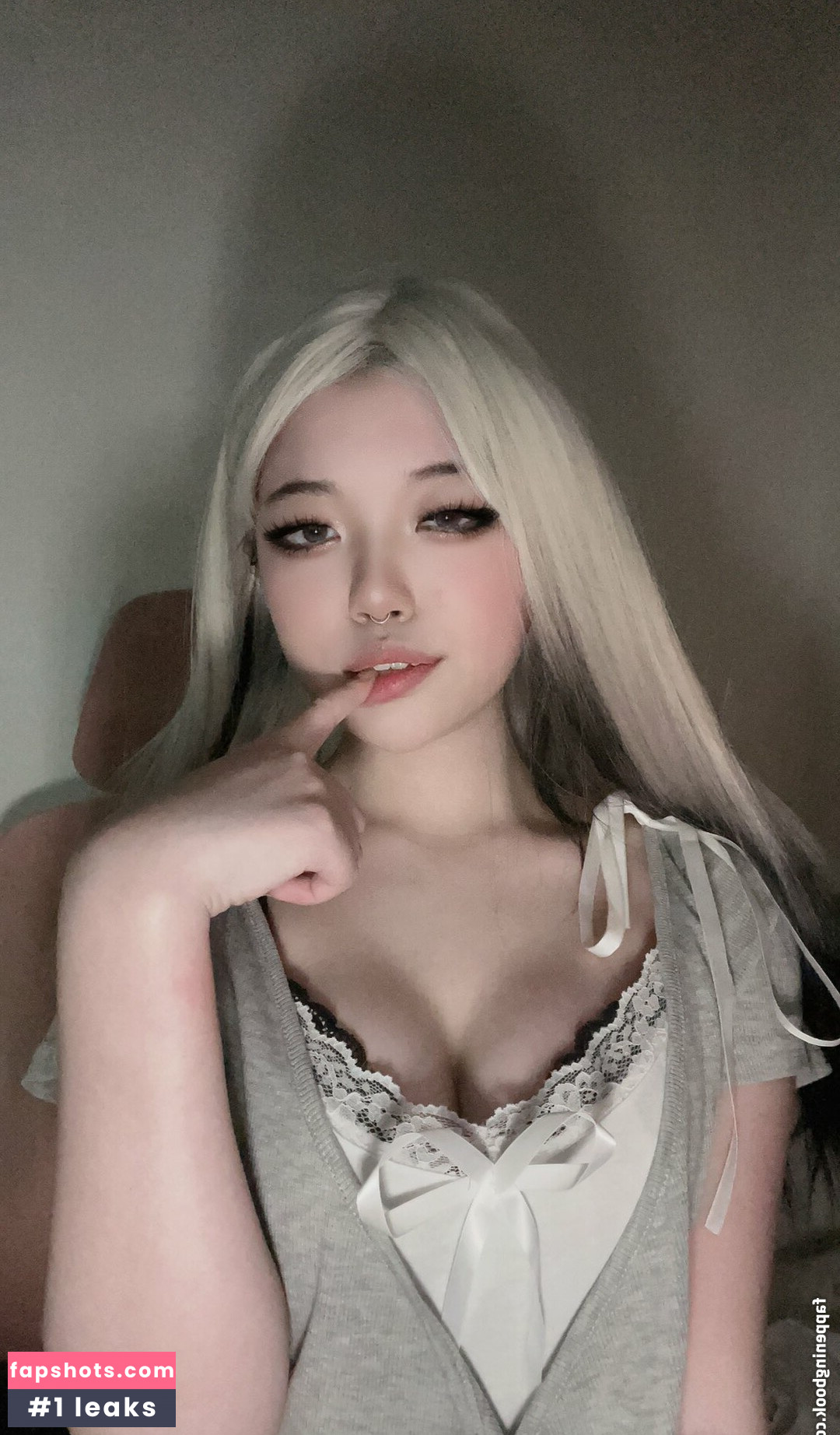 Daph ASMR gallery photo #123