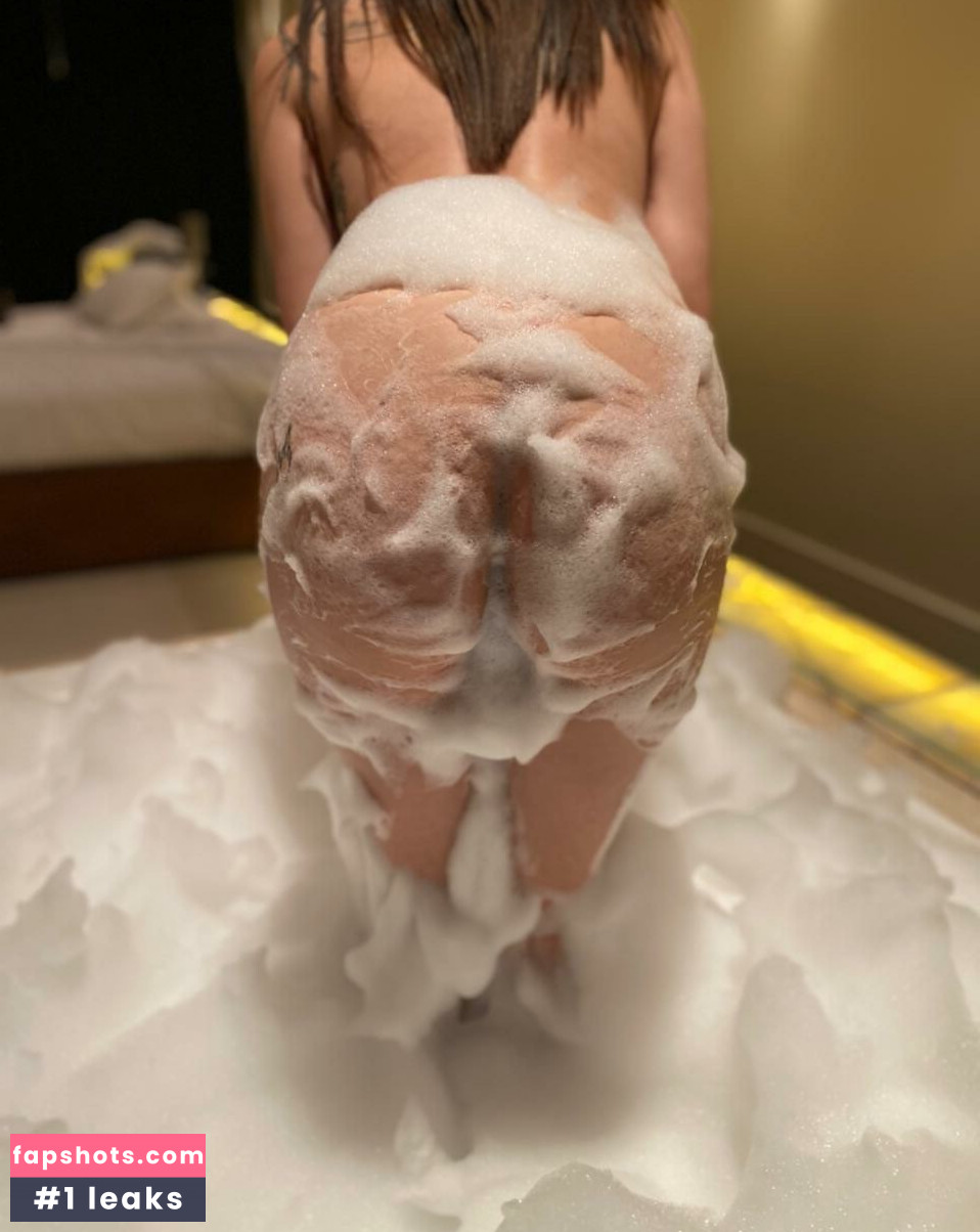 Daphne_159_ gallery photo #54