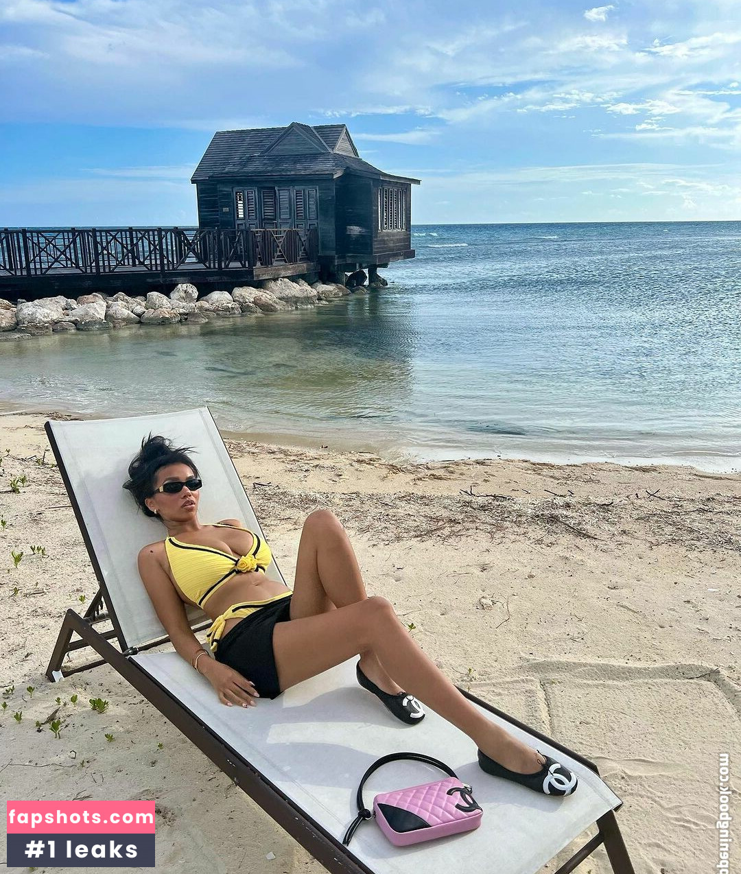 Daphne Blunt gallery photo #32