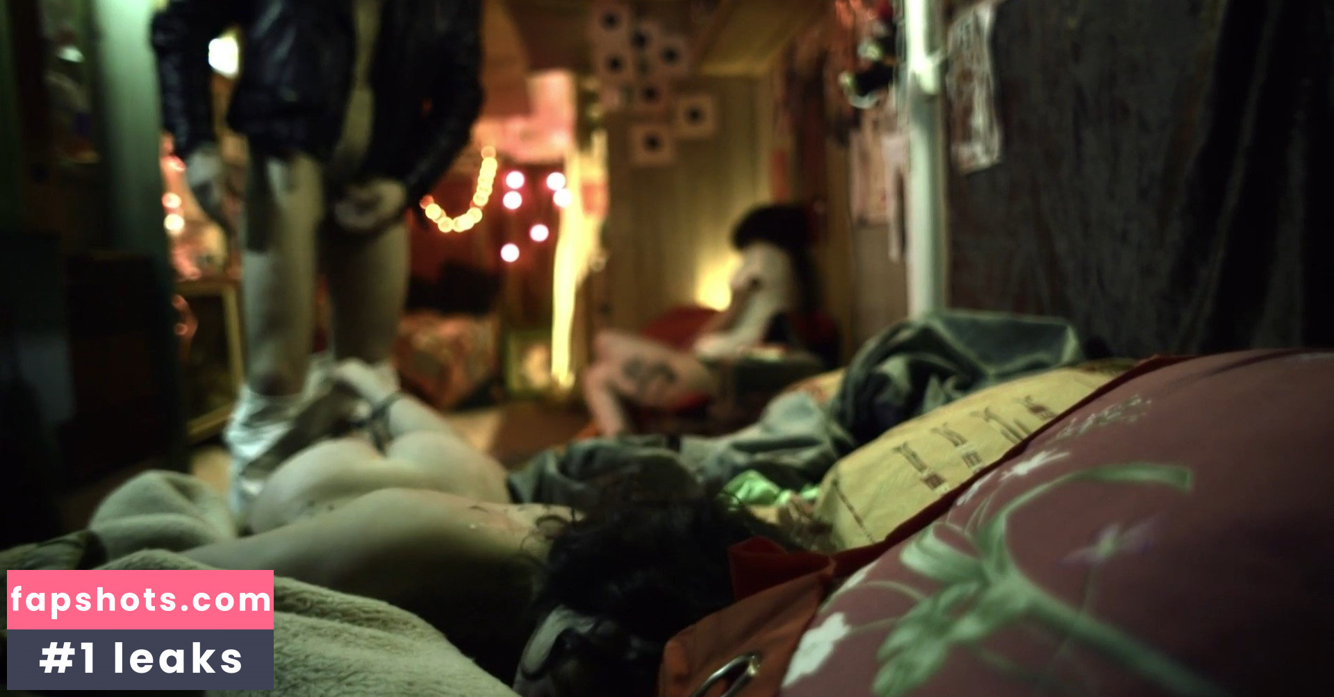 Daphne Hesnard gallery photo #7