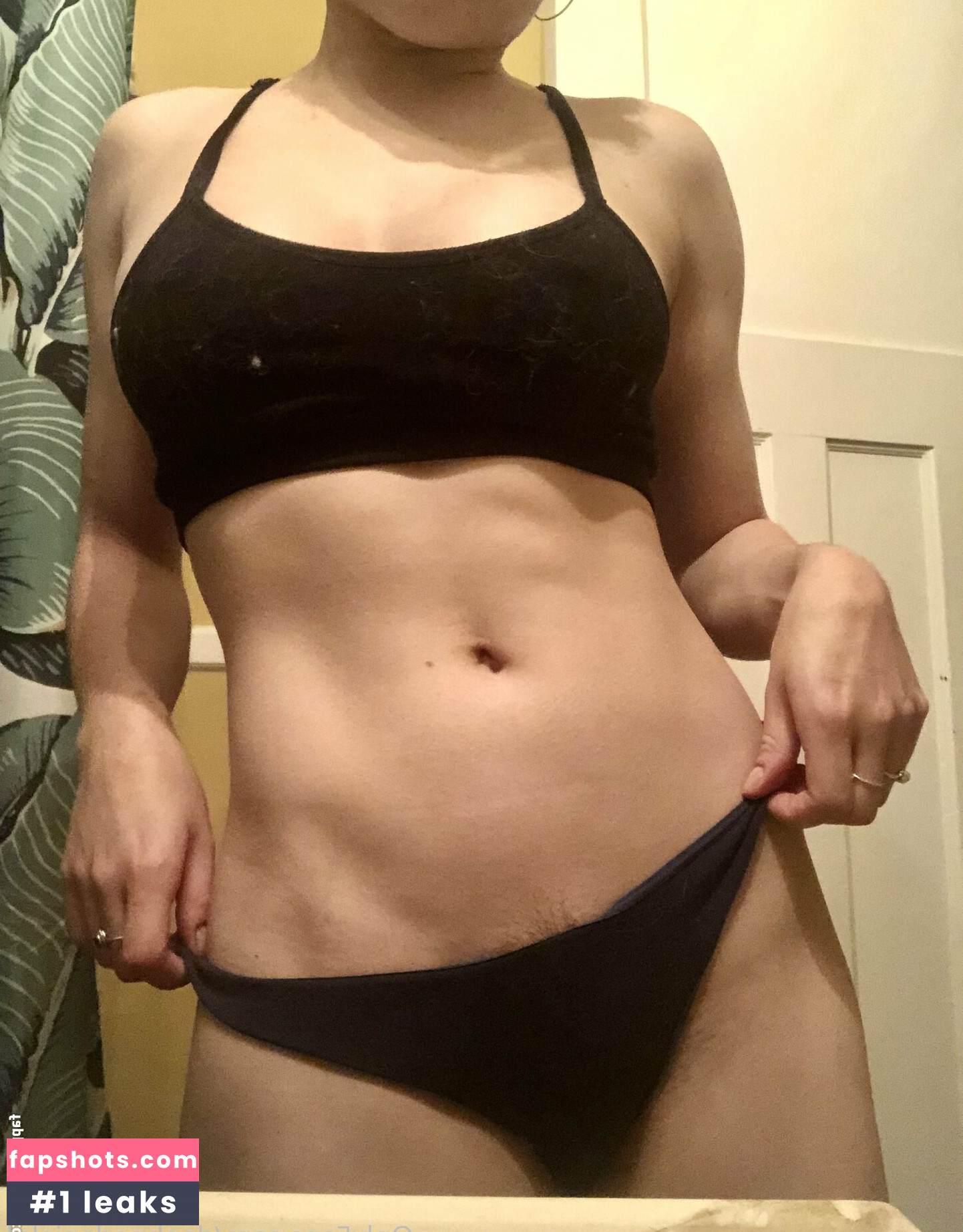 daphnedaniels1 gallery photo #11