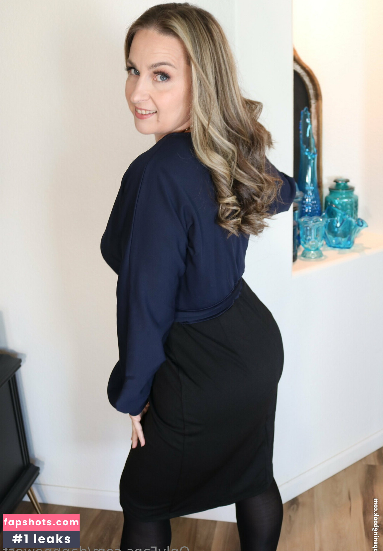 daphnewest gallery photo #4