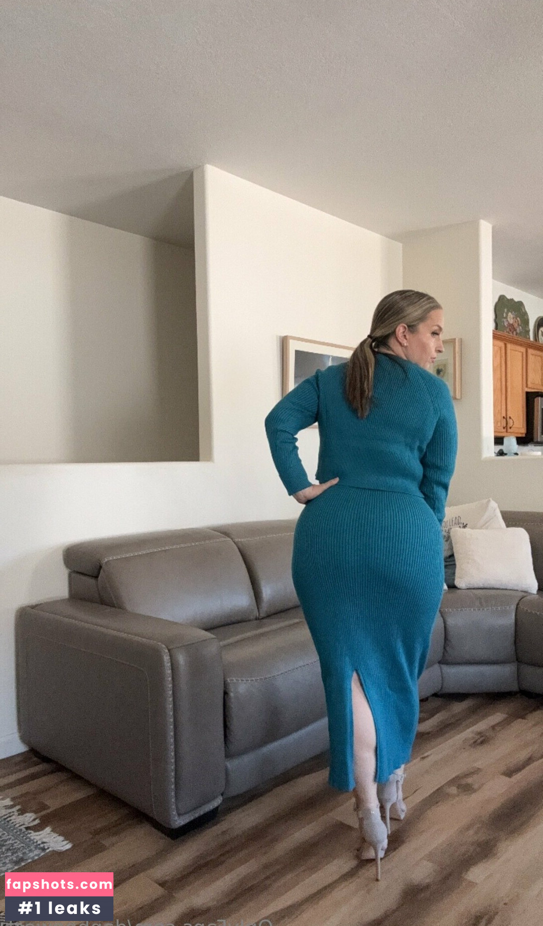 daphnewest gallery photo #9