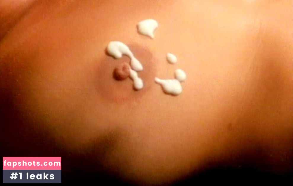 Darcy DeMoss gallery photo #40