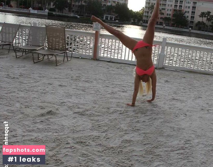 Daria Thibault gallery photo #105