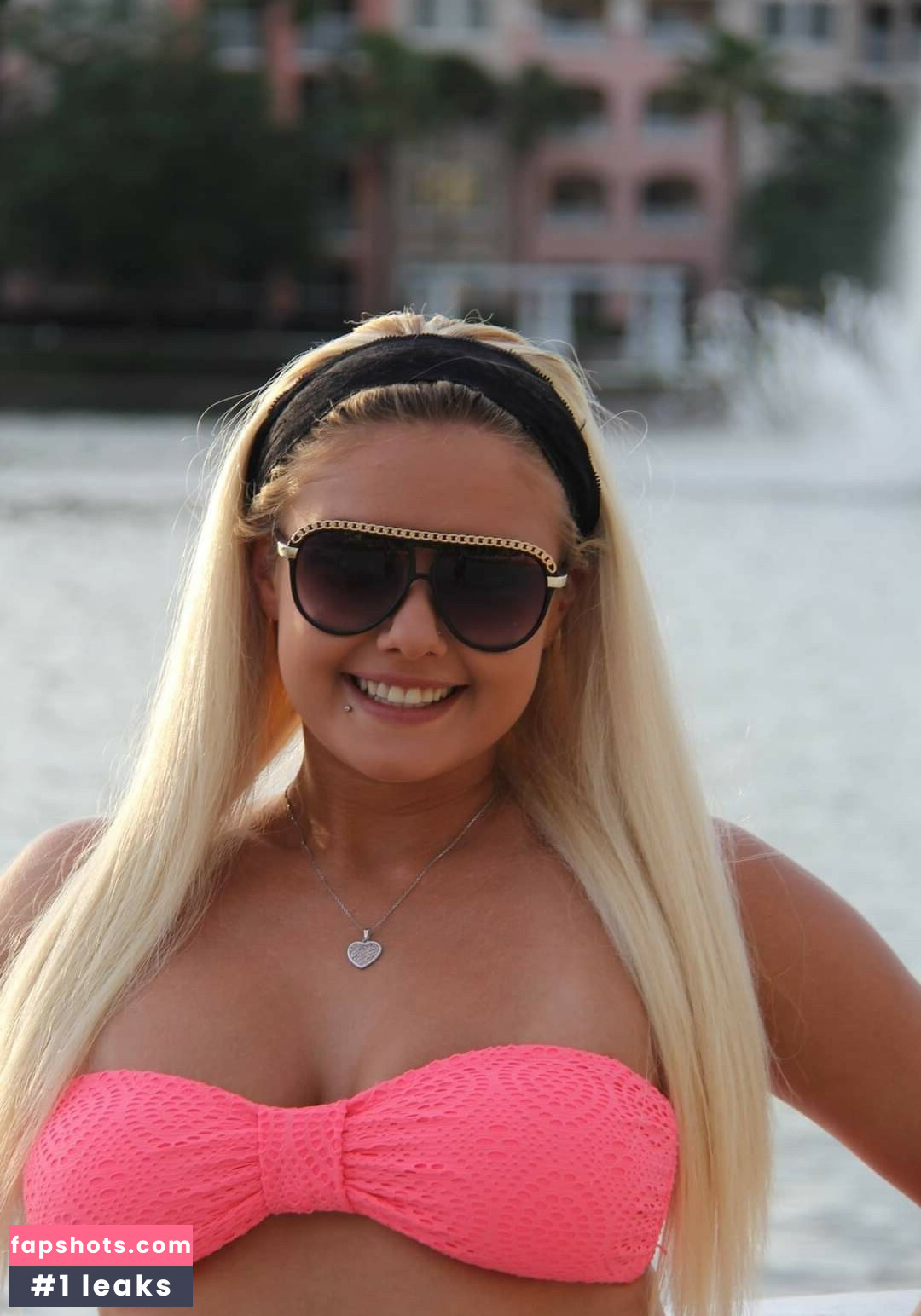 Daria Thibault gallery photo #107