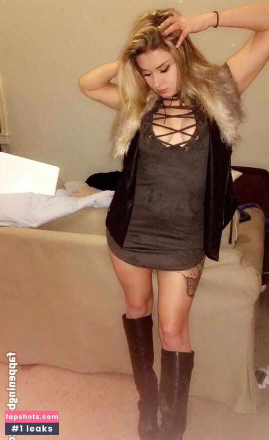 Daria Thibault gallery photo #66