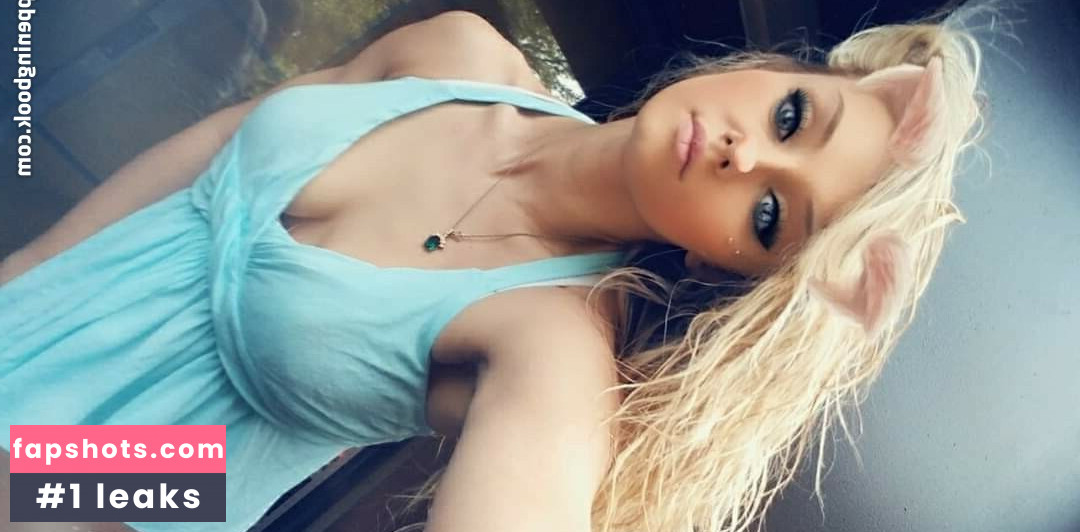 Daria Thibault gallery photo #75