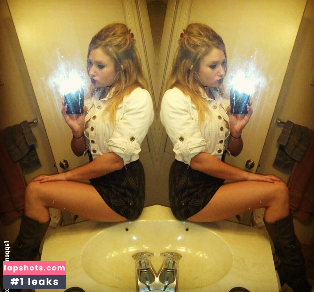 Daria Thibault gallery photo #76