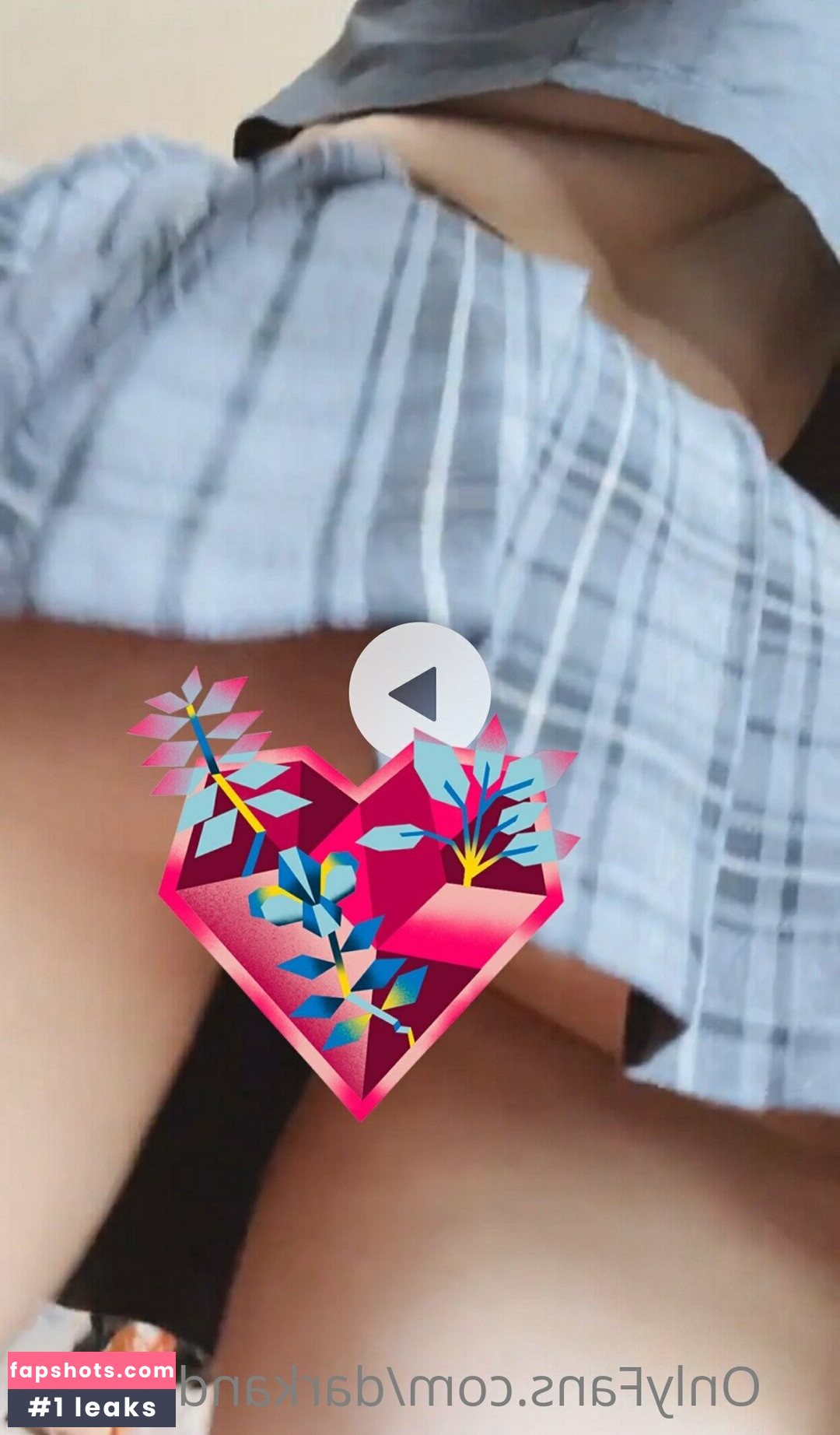 darkandpink35 gallery photo #30