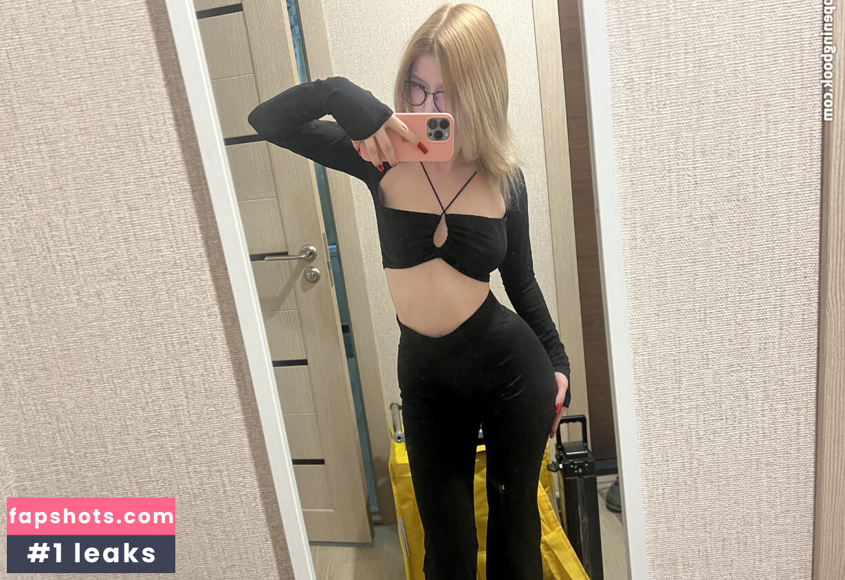 Darkimoona Nude Leaks OnlyFans Photos #17 - LeakJerk