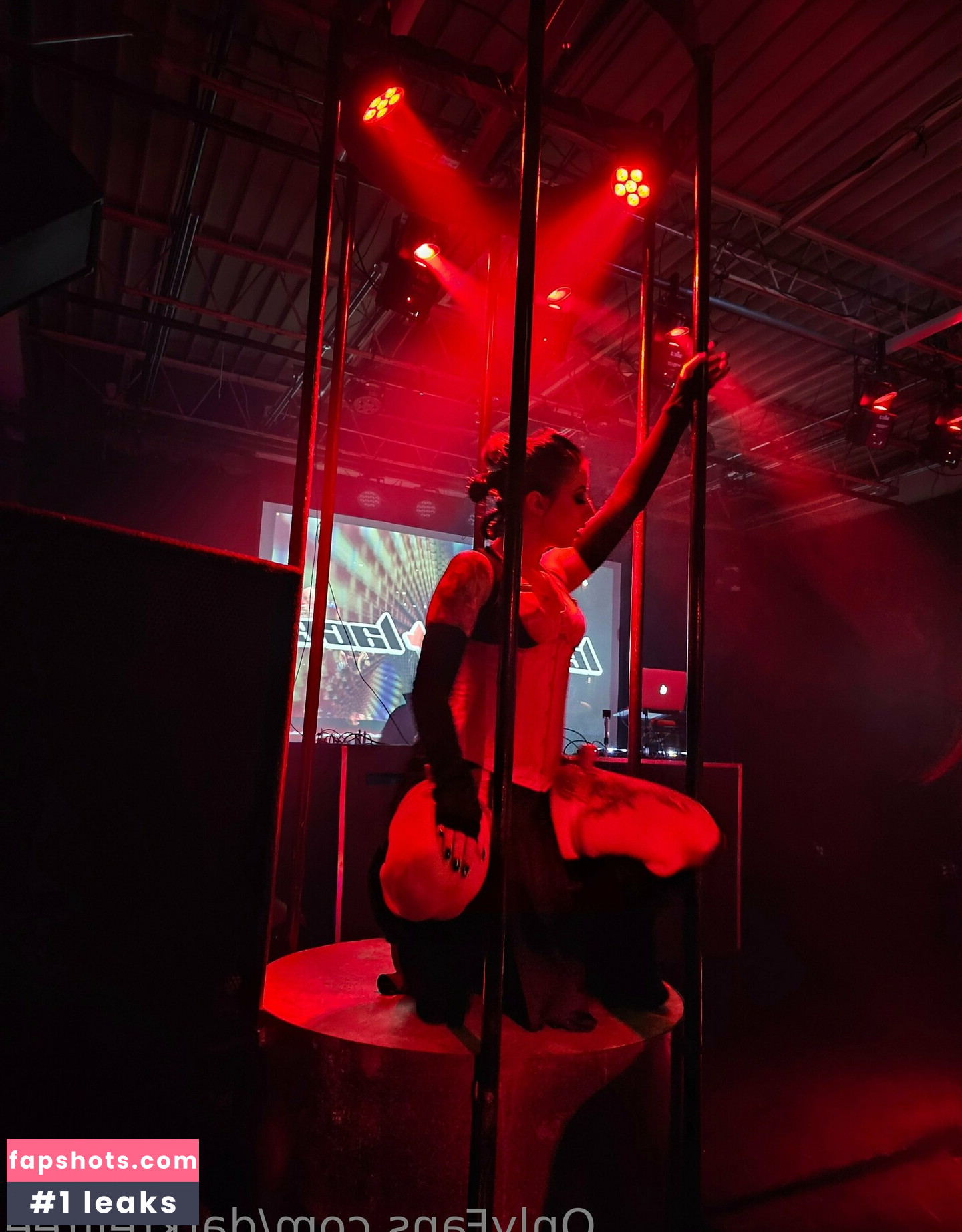 darkreifree Filtración Desnuda OnlyFans Foto #2 - Fapshots