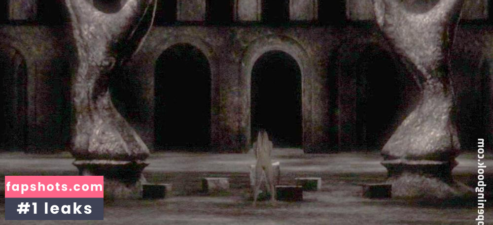 Darla Brown nude babe gallery