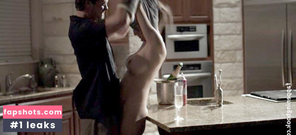 Darlen Escobar gallery photo #11