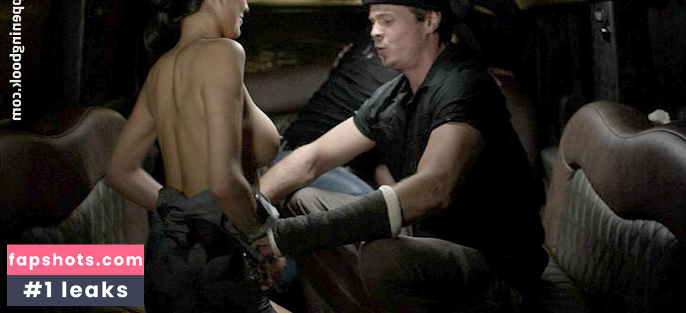 Darlen Escobar gallery photo #9